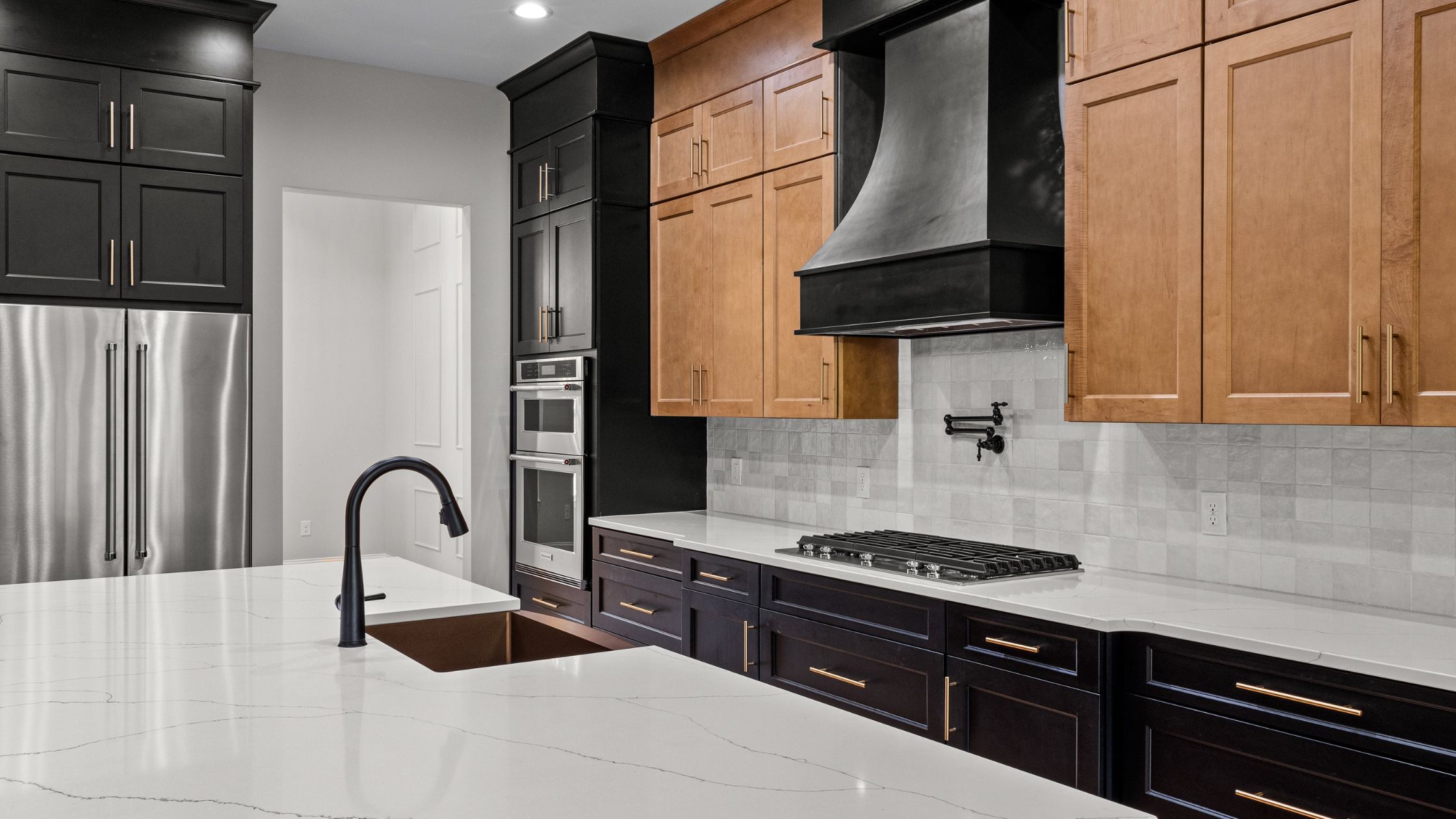 Quartz kitchen countertops 